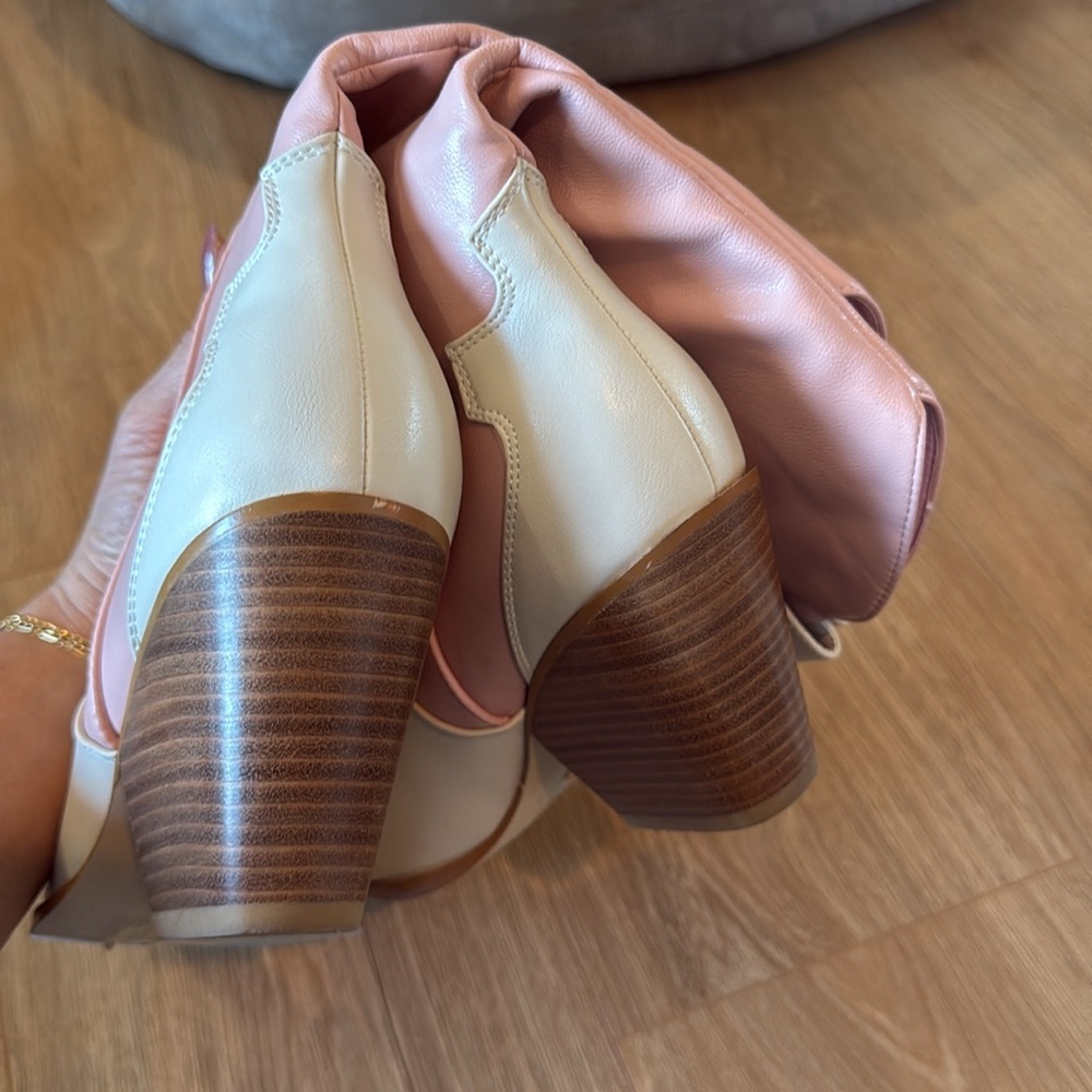 Billini Pink & White Western Claudette Boot size 9 - Picture 8 of 8